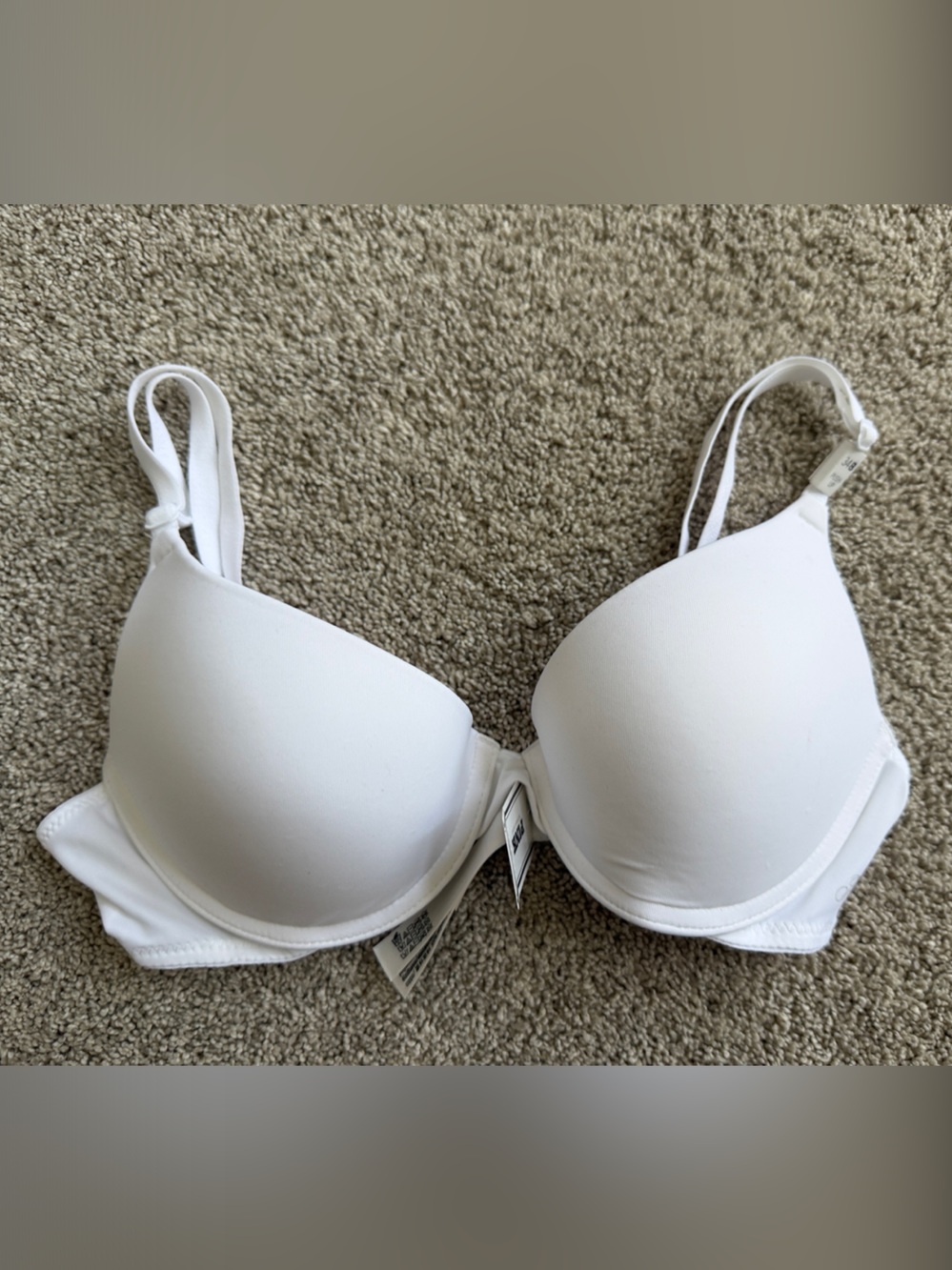 PINK Victoria's Secret White Smooth Molded T-Shirt Bra